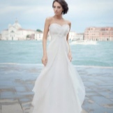 Empire wedding dress from the Venice collection by Gabbiano