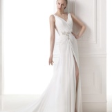 Wedding dress from the FASHION collection by Pronovias with a slit