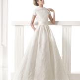 Retro style wedding dress