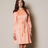 Dress shirt for women with an hourglass figure