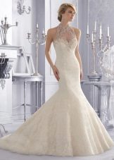Mermaid wedding dress with neckline and illusion