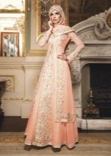 Muslim wedding dress with national patterns