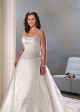 Wedding dress with corset for overweight
