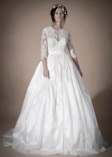 Closed puffy wedding dress