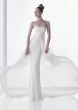 Wedding dress not magnificent with a double skirt