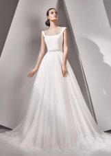 A magnificent wedding dress on shoulder straps from Cupid Bridal