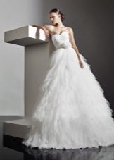 Puffy chiffon wedding dress