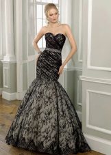 Čierne a biele svadobné šaty z morskej panny