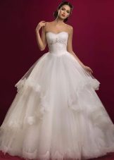 Svadobné šaty zo zbierky šľachty v štýle princeznej