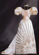 Antique pink wedding dress