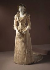 Wedding dress 18-19 centuries