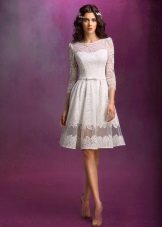 Short puffed wedding dress with sleeves