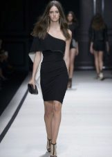 Short one-shoulder evening dress