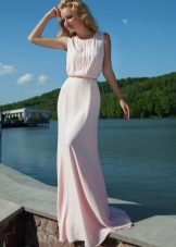 Pale pink evening dress for a restaurant