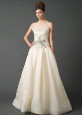 Vera Wong wedding dress from the 2011 collection A-shaped