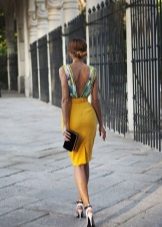 Beautiful dress with a mustard skirt