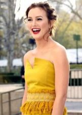 Mustard Dress Makeup
