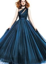 Long and puffy navy blue dress