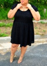 Black guipure tunic dress for full