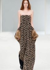 Two-tone open dress with sleeves on the wrist