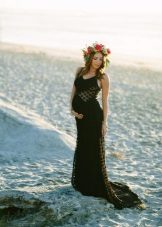 Dress for a pregnant photo shoot