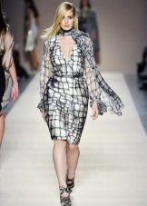 Two-tone dress with print for full