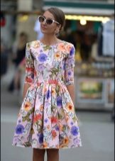 Decoration for a dress with a floral print