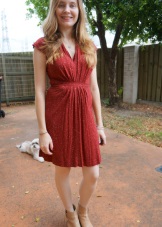 Mid-length terracotta dress for blonde women