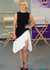 Robe asymétrique avec des bateaux noirs