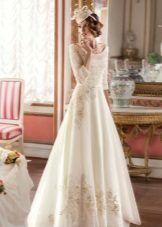 A-line wedding dress