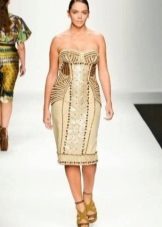 Dress for full bustier