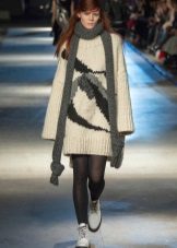 Knitted sweater dress with sleeves