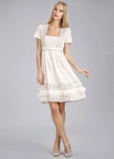 Linen dress with lace