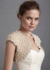 Boléro à une robe avec un corset