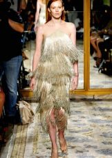 Kleita ar garu bārkstis