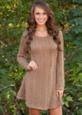 Short brown knitted dress with a long sleeve