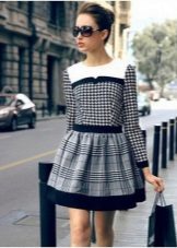 Short dress in large and small black and white check