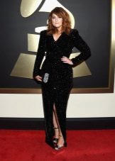 Dress with a slit for full