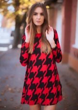 Dress crow's feet red and black