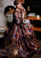 Dress from Pavloposadsky shawls on the floor