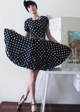 Dress with a skirt the sun with a small sleeve