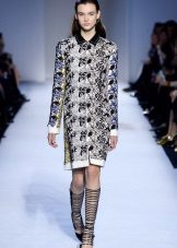 Dress with colored wool pattern