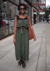 Military Dress for Women with Rectangular Body and Eye-catching Belly