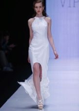 Fitted front dress with slit front