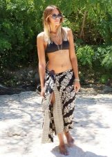 Sarong and its accessories