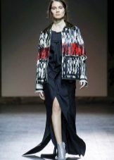 Jaqueta esportiva per a un vestit negre