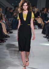 Samarreta per a un vestit negre