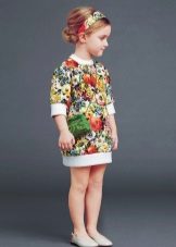 Direct summer dress for a girl of 4 years