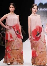 Elegant dress for a girl in a floral print floor