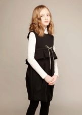 Dress with a turtleneck for a girl of 11 years old
